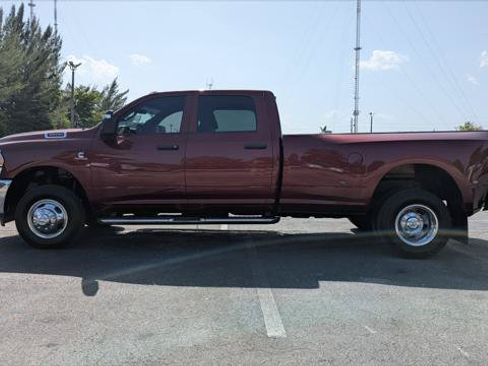 Used 2024 RAM 3500 Tradesman w/ Chrome Appearance Group AWD/4WD image 3