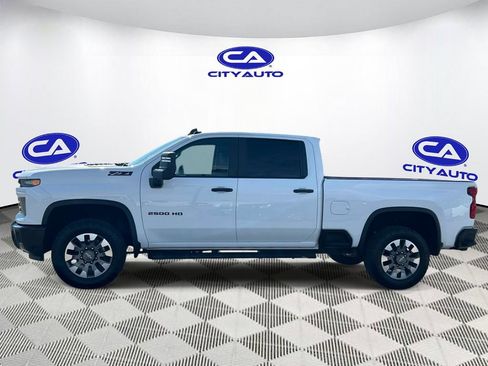 Used 2024 Chevrolet Silverado 2500 Custom w/ Custom Value Package AWD/4WD image 7