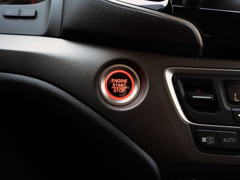 Certified 2023 Honda Ridgeline RTL image 27