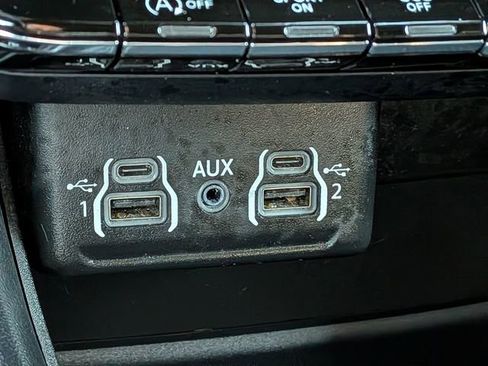 Used 2023 Dodge Durango GT image 22