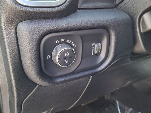 Used 2026 RAM 2500 Big Horn AWD/4WD image 10