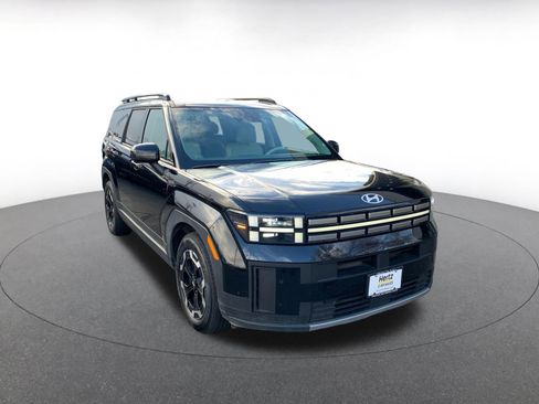 Used 2025 Hyundai Santa Fe SEL image 1