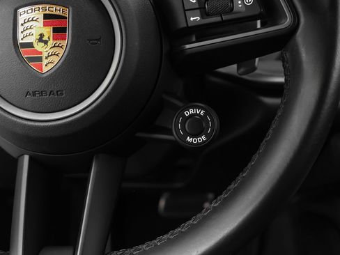 Certified 2021 Porsche 911 Carrera 4S AWD/4WD image 34