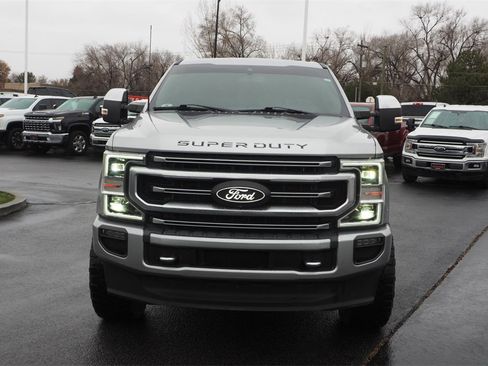 Used 2021 Ford F250 Platinum image 2