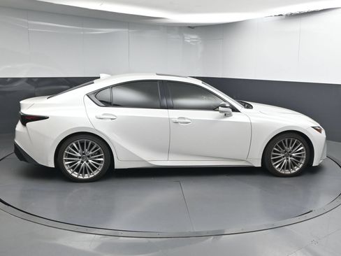 Used 2025 Lexus IS 300 w/ Premium Package RWD image 8