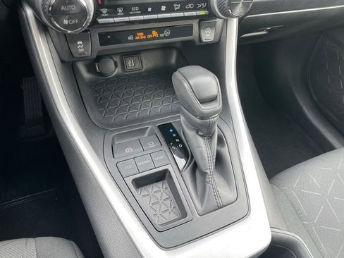 Used 2024 Toyota RAV4 XLE image 12