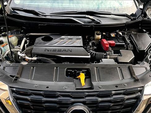 Used 2023 Nissan Rogue SV AWD/4WD image 11
