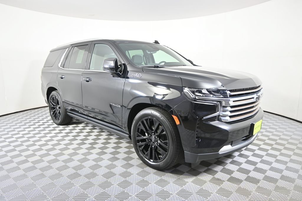 Used 2024 Chevrolet Tahoe High Country AWD/4WD image 9