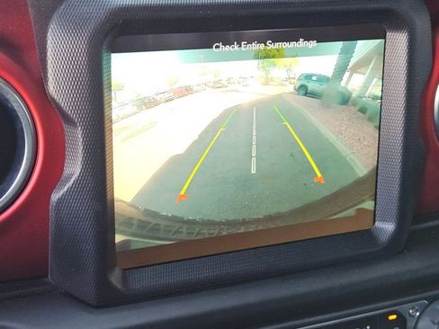 Used 2020 Jeep Wrangler Unlimited Rubicon image 13