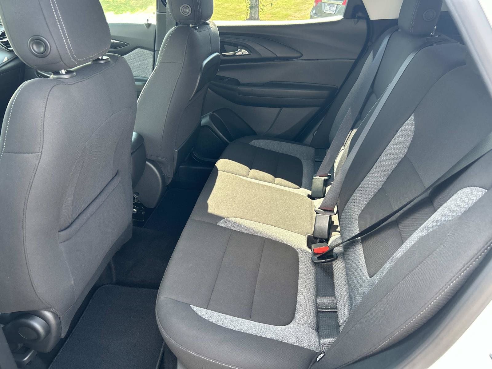 Used 2025 Chevrolet TrailBlazer LT AWD/4WD image 22