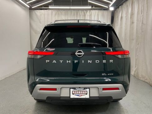 Used 2024 Nissan Pathfinder SL AWD/4WD image 6