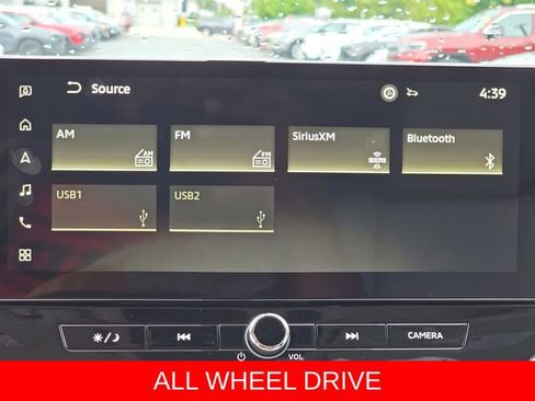 Used 2025 Mitsubishi Outlander AWD image 25