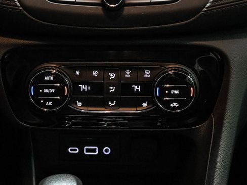 Certified 2023 Buick Encore GX Essence w/ Advanced Technology Package image 27