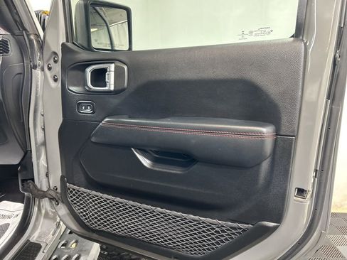 Used 2021 Jeep Gladiator Rubicon image 15