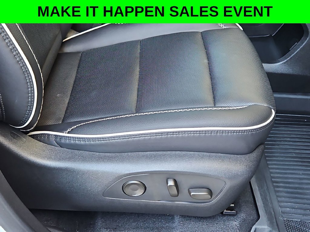Used 2025 GMC Acadia Denali w/ Super Cruise Package FWD image 30