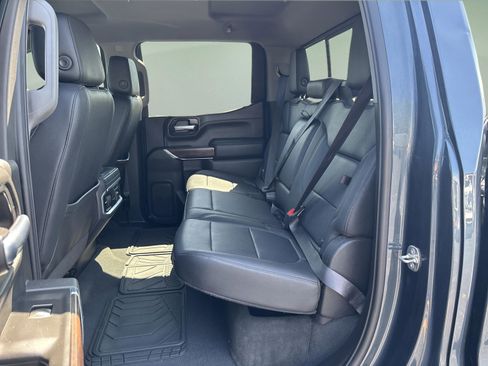 Used 2021 GMC Sierra 1500 SLT AWD/4WD image 25