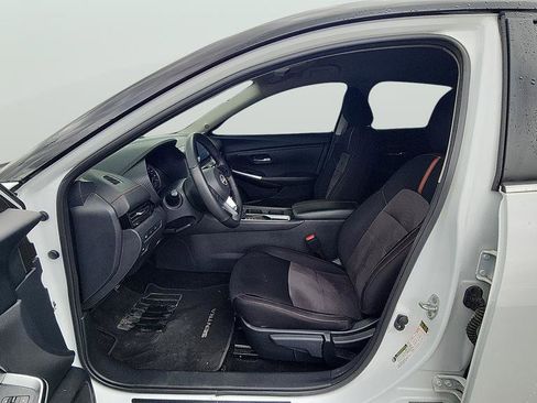 Used 2024 Nissan Sentra SR FWD image 15