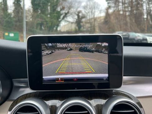 Used 2018 Mercedes-Benz C 300 Sedan w/ Premium Package image 24