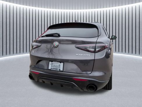 Used 2024 Alfa Romeo Stelvio Veloce image 9