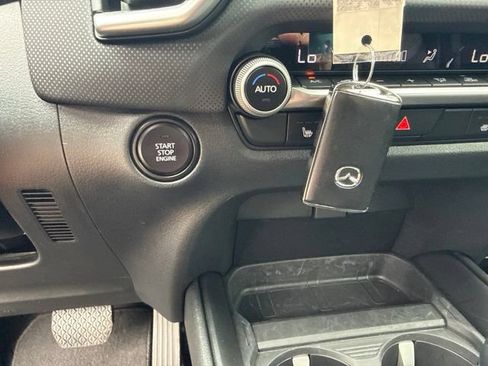 Used 2025 MAZDA CX-50 AWD 2.5 S w/ Preferred Package image 40