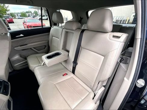 Used 2023 Volkswagen Atlas SE w/ Black Wheel Package FWD image 19
