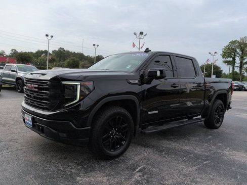 Used 2024 GMC Sierra 1500 Elevation w/ Elevation Premium Package AWD/4WD image 8