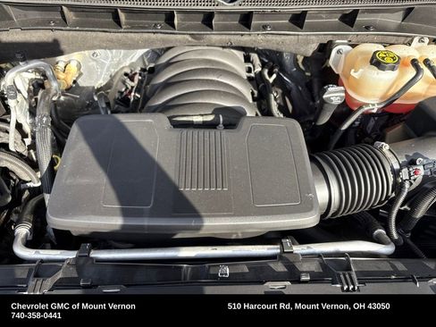 Used 2023 Cadillac Escalade Premium Luxury image 18