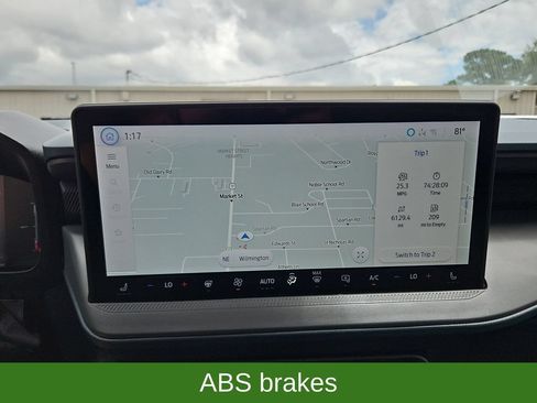 Used 2025 Ford Maverick Tremor AWD/4WD image 17