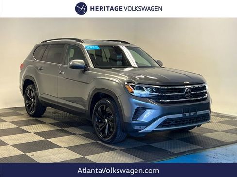 Certified 2023 Volkswagen Atlas SE AWD/4WD image 1