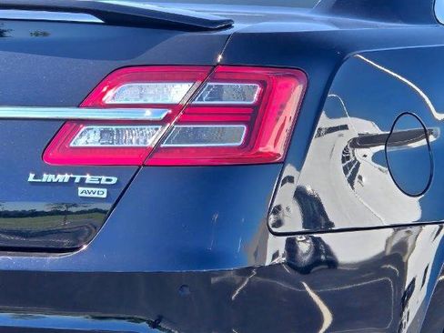 Certified 2019 Ford Taurus Limited AWD/4WD image 14