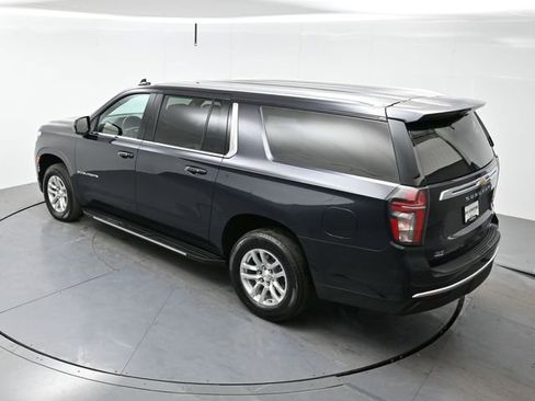 Used 2024 Chevrolet Suburban LT image 39