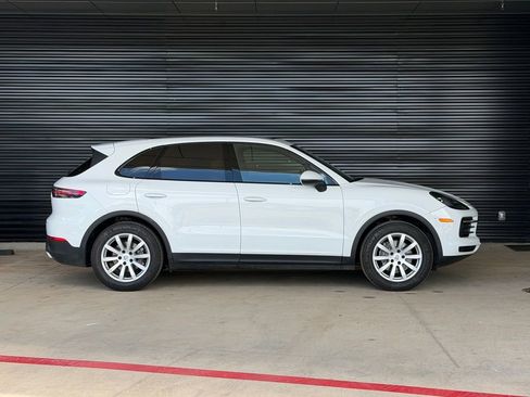 Certified 2020 Porsche Cayenne AWD/4WD image 10