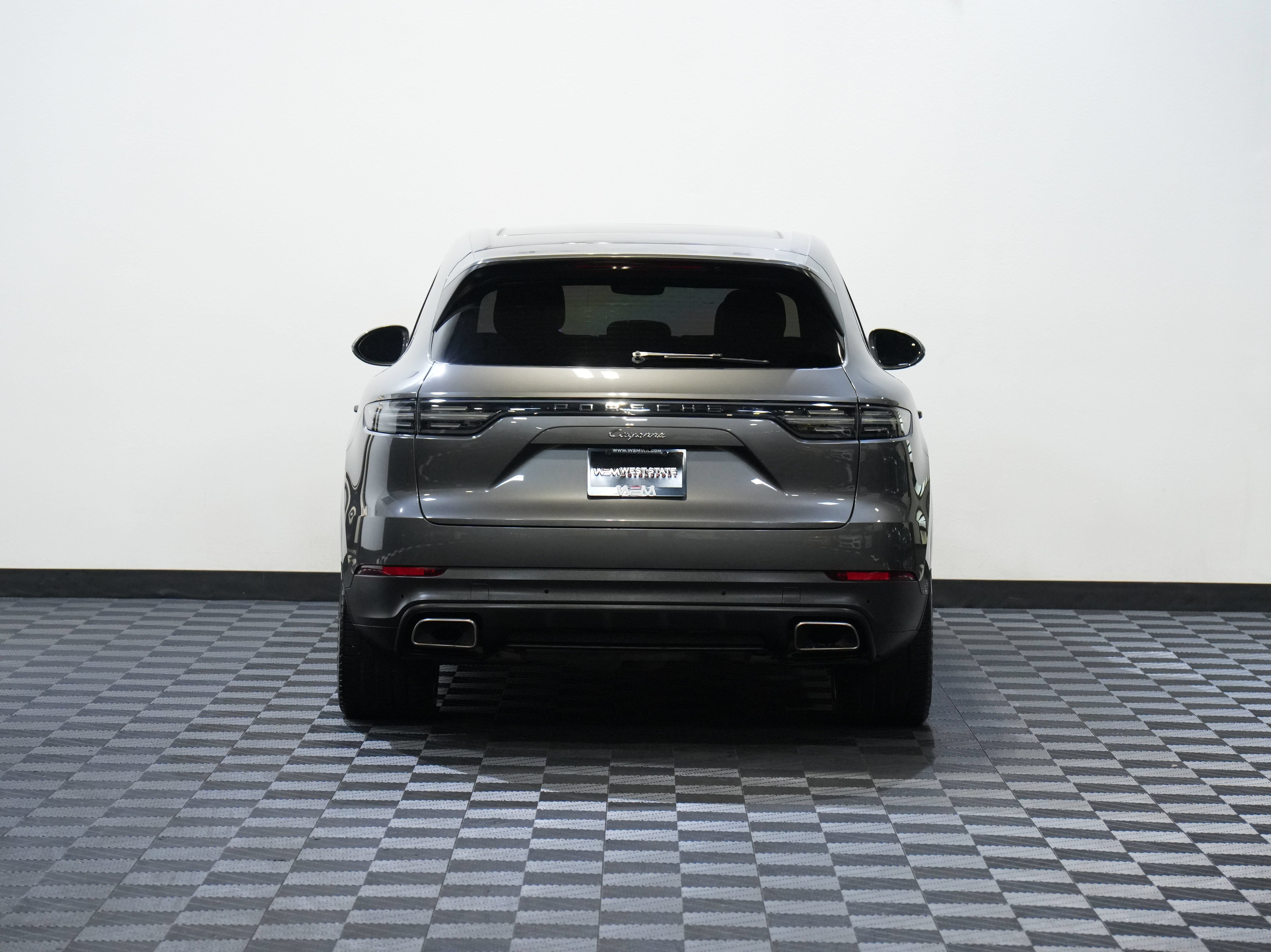 Used 2022 Porsche Cayenne E-Hybrid AWD/4WD image 7
