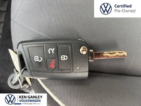 Used 2025 Volkswagen Jetta Sport FWD image 21