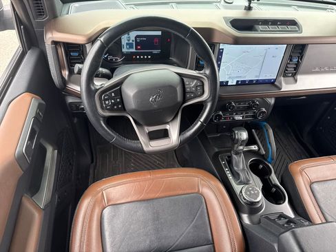 Used 2022 Ford Bronco Outer Banks AWD/4WD image 14
