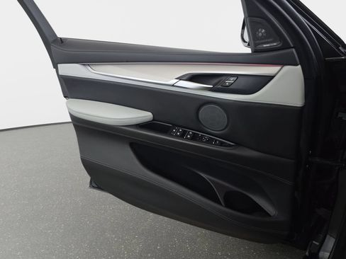 Used 2016 BMW X6 M w/ Premium Package AWD/4WD image 29