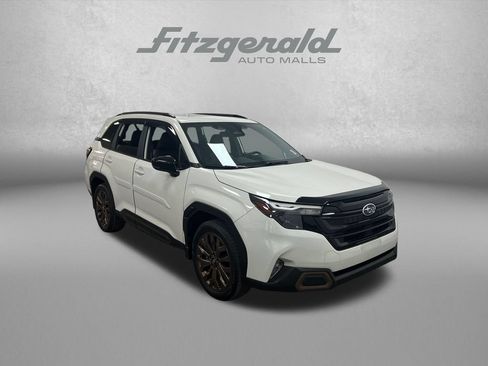 Used 2025 Subaru Forester Sport w/ Popular Package #2 AWD/4WD image 8
