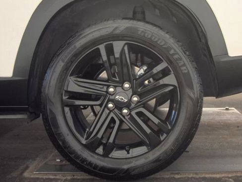 Used 2025 Chevrolet Trax ACTIV w/ Driver Confidence Package FWD image 13