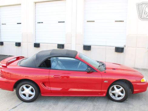 Used 1995 Ford Mustang GT RWD image 37