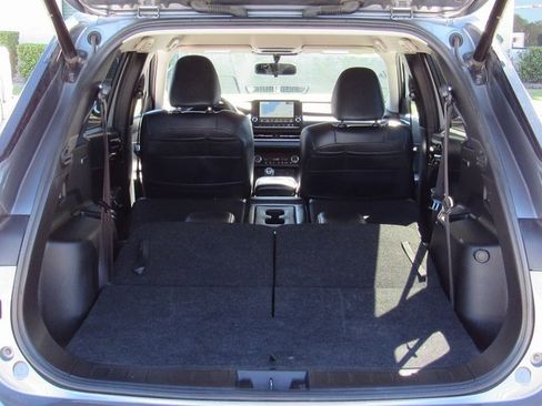 Used 2024 Mitsubishi Outlander SE image 6