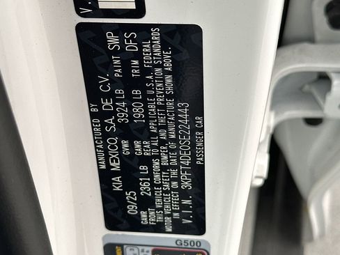 New 2025 Kia K4 LXS image 26