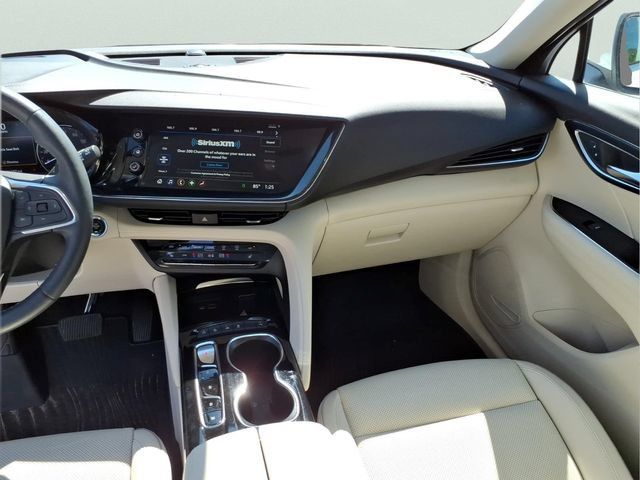 Used 2023 Buick Envision Essence AWD/4WD image 14