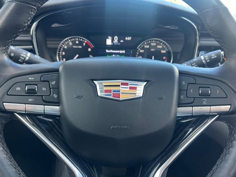 Certified 2025 Cadillac XT6 Premium Luxury image 34