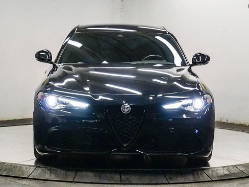 Used 2022 Alfa Romeo Giulia Sprint image 6