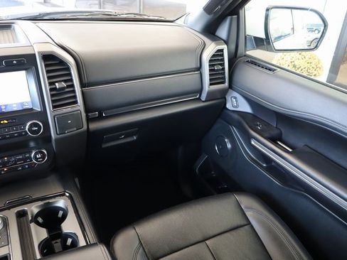 Used 2020 Ford Expedition XLT w/ Equipment Group 202A image 21