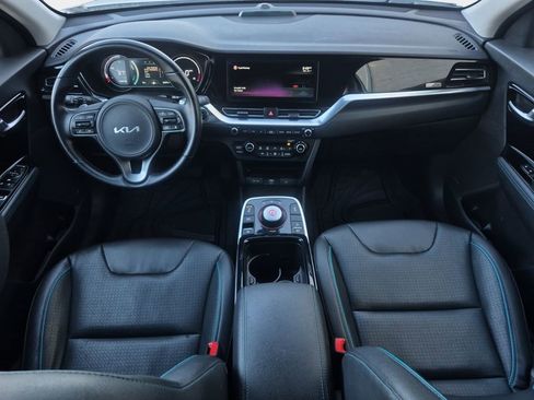 Used 2022 Kia Niro EX Premium FWD image 15