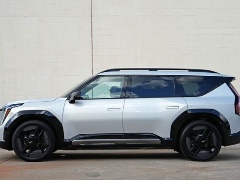 Used 2026 Kia EV9 GT-Line AWD/4WD image 9