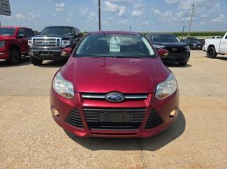 Used 2014 Ford Focus SE w/ Equipment Group 201A FWD video 2