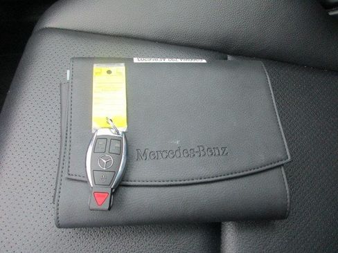 Used 2012 Mercedes-Benz C 300 4MATIC Sedan image 29