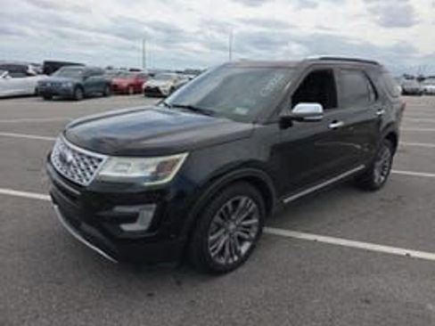 Used 2016 Ford Explorer Platinum AWD/4WD image 1